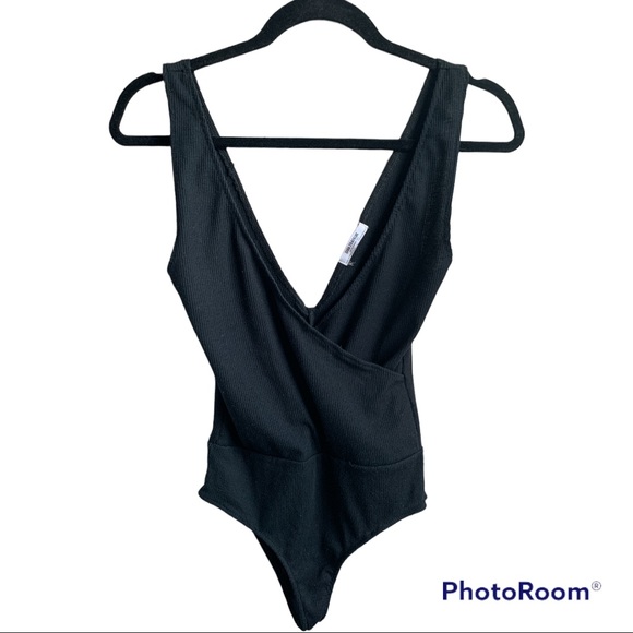✨ZARA TRAFALUC BLACK RIBBED BODYSUIT SIZE US S - Picture 1 of 3